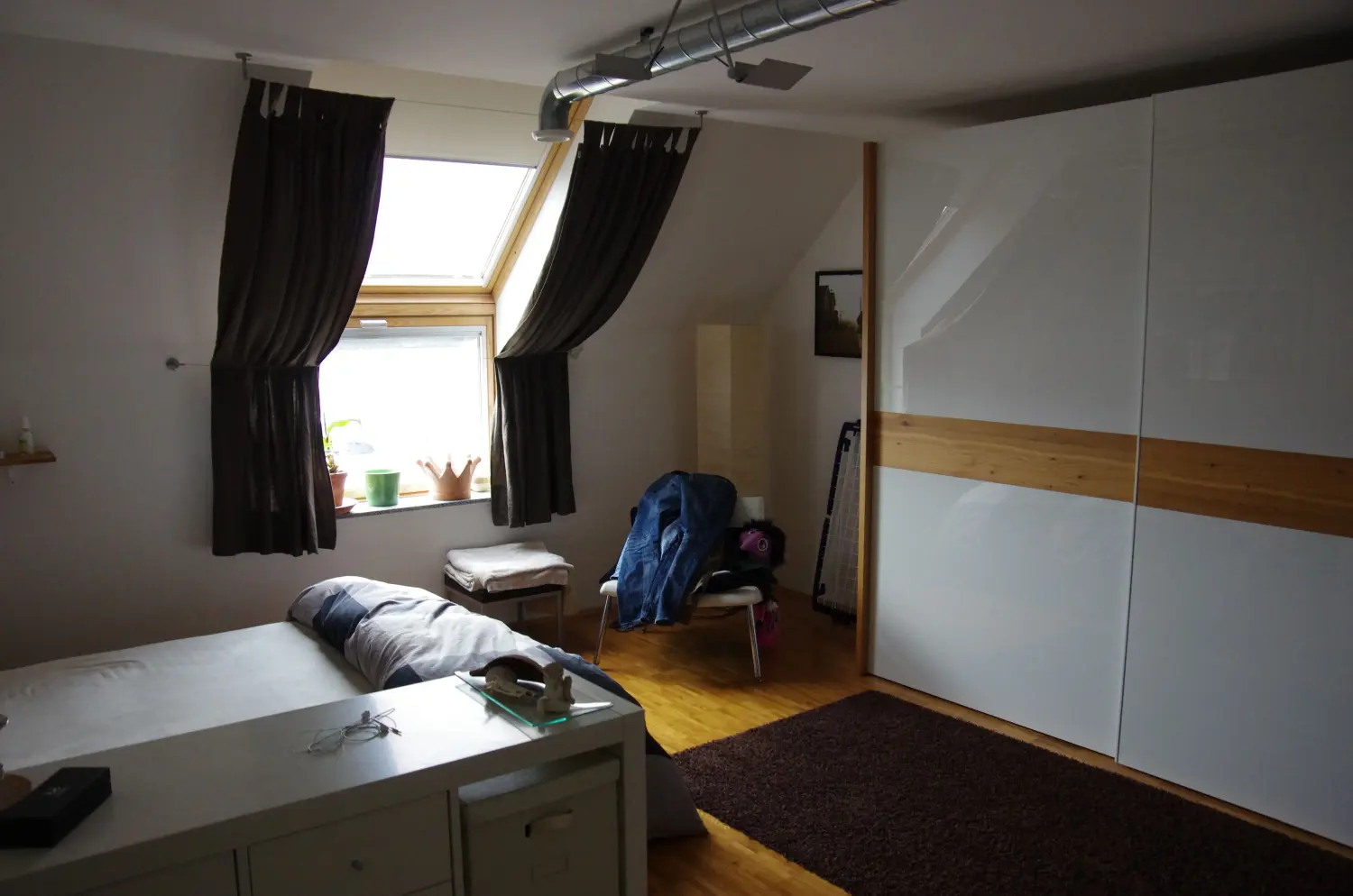 Mietservice im Depot - 3-Zimmer-Maisonette-Wohnung, Schlafzimmer